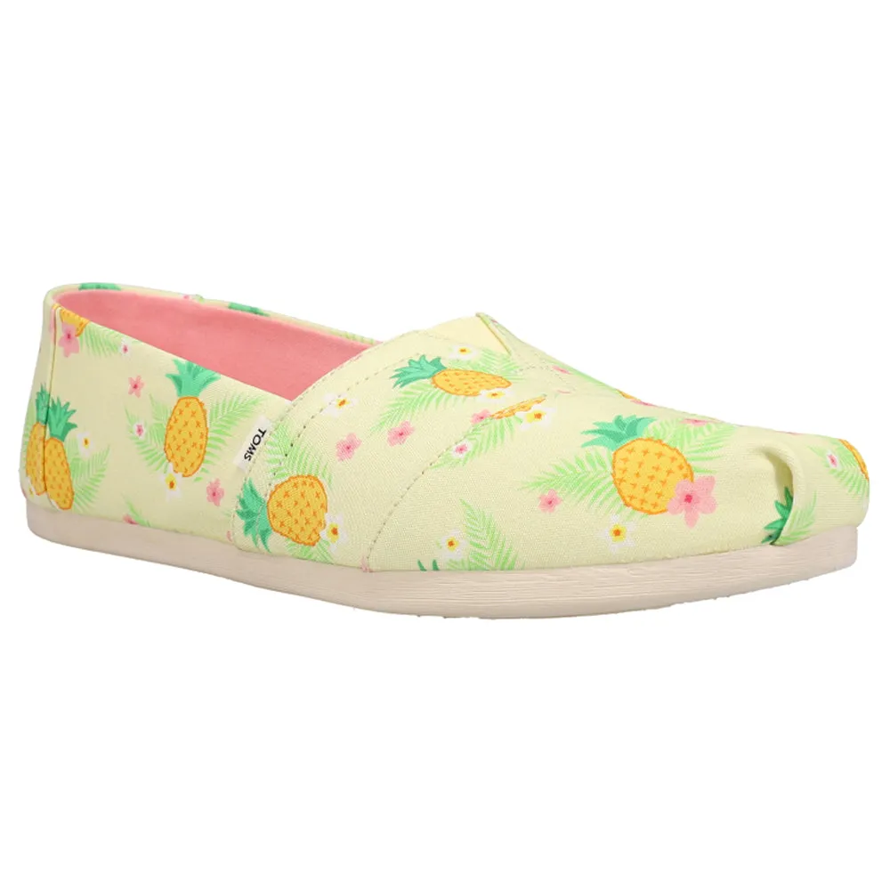 Alpargata Pineapple Graphic Slip On Flats