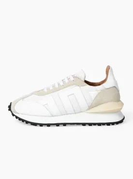 Esseutesse Runner Sneaker - Off-White