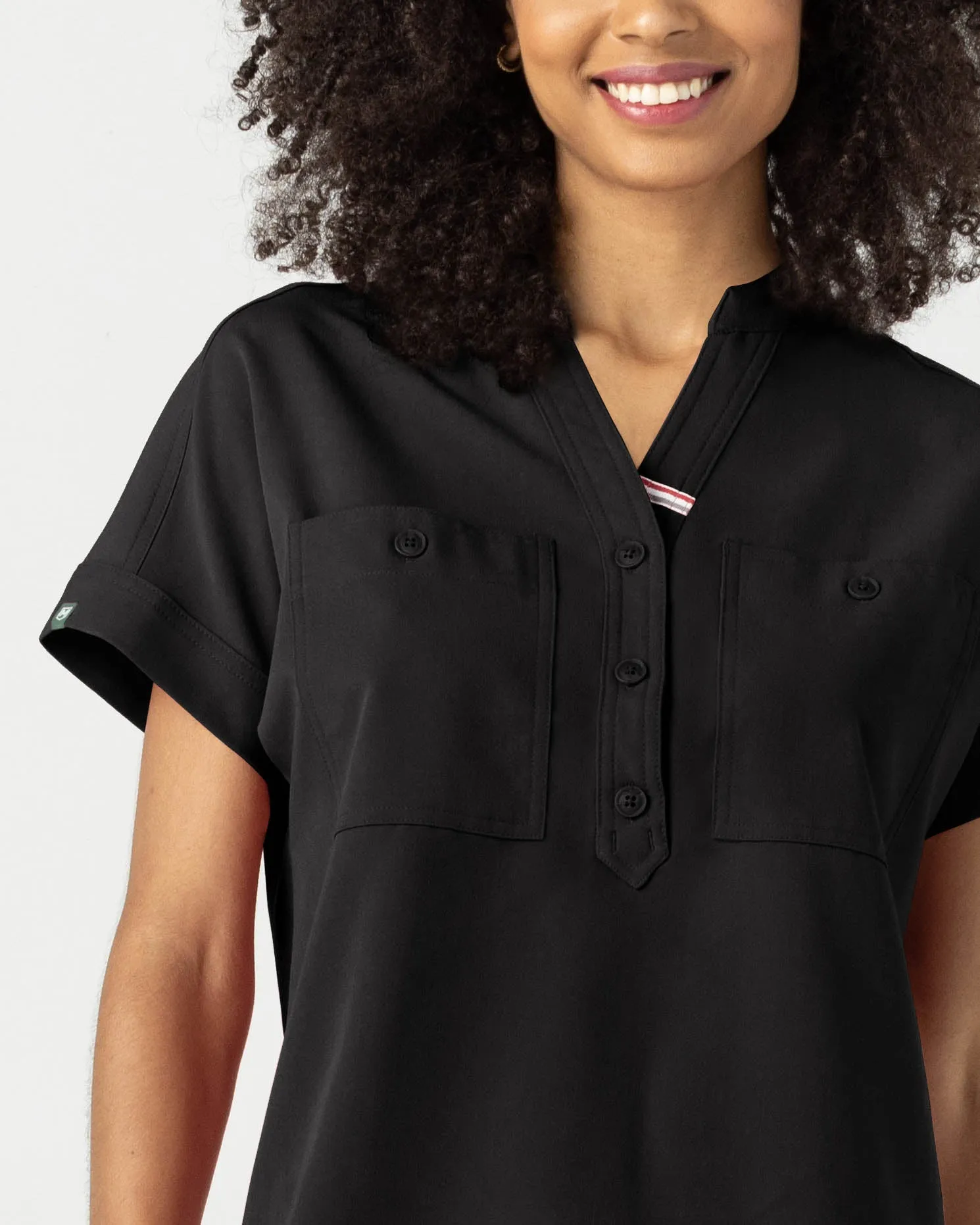 FYSEL® Fiji‎ ‎ Banded Collar Scrub Top