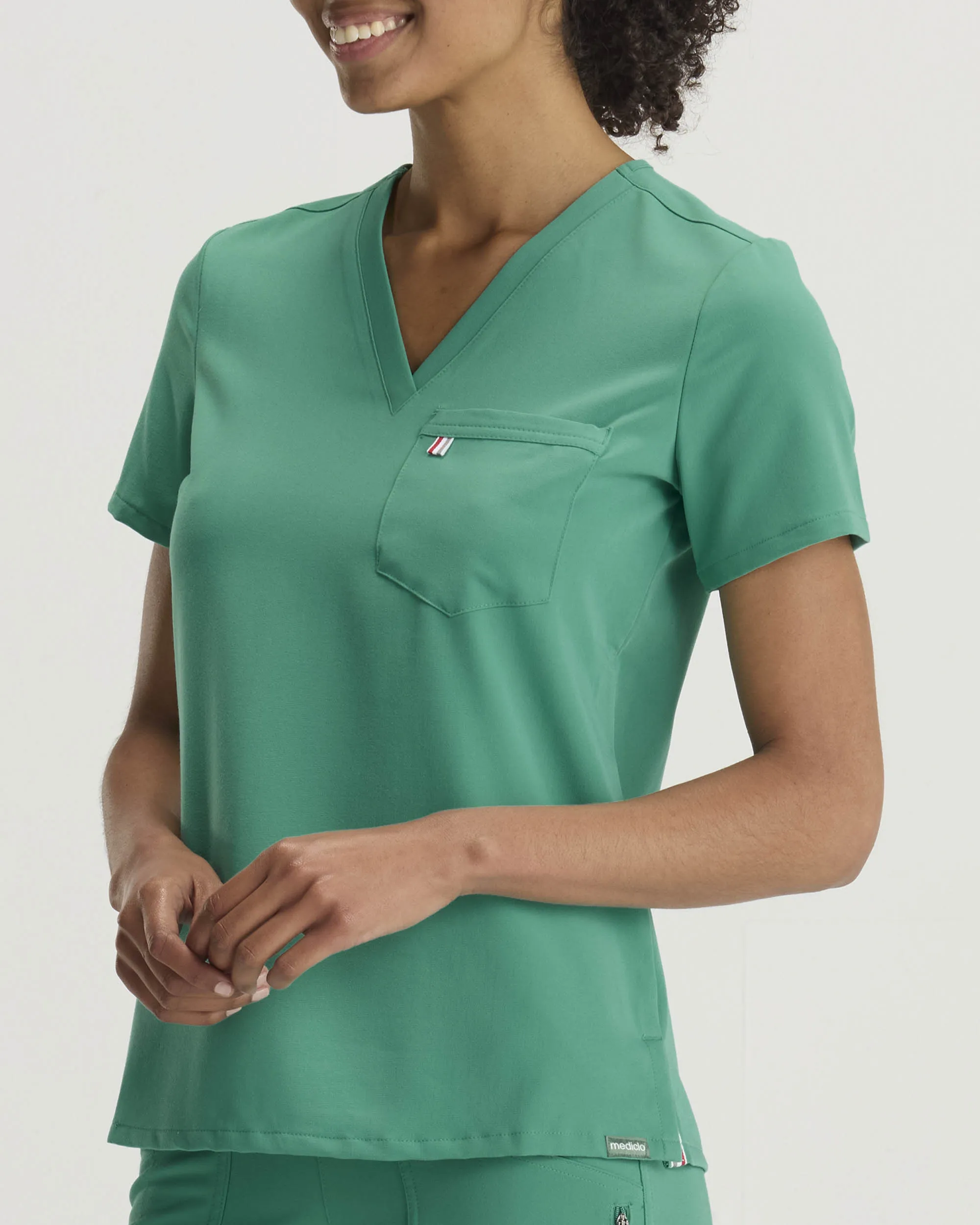 FYSEL® Sal‎ ‎ Essential Scrub  Top